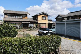 三重県いなべ市の民家で無理心中か、82歳男性と53歳長男が死亡